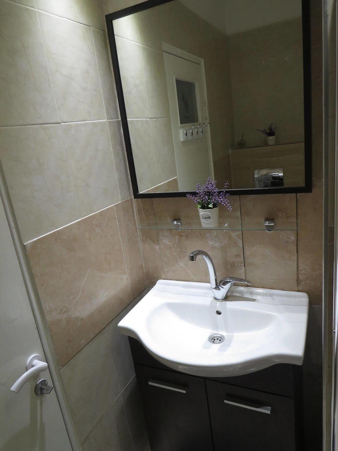 Agas Holiday Apartments Family Tiberias Exterior photo