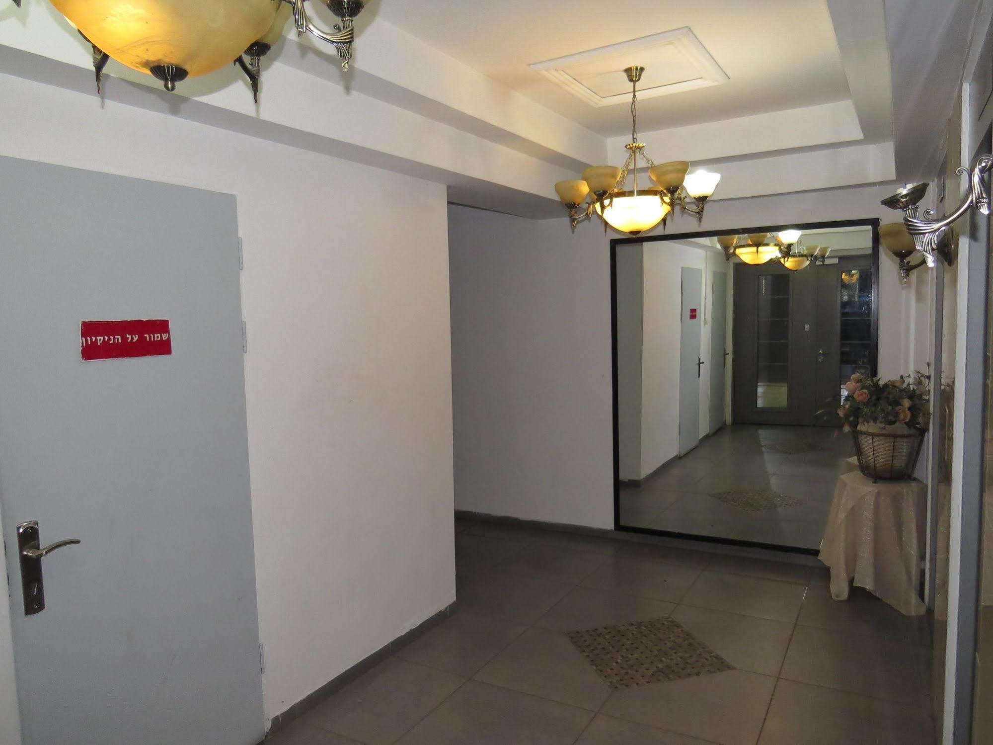Agas Holiday Apartments Family Tiberias Exterior photo
