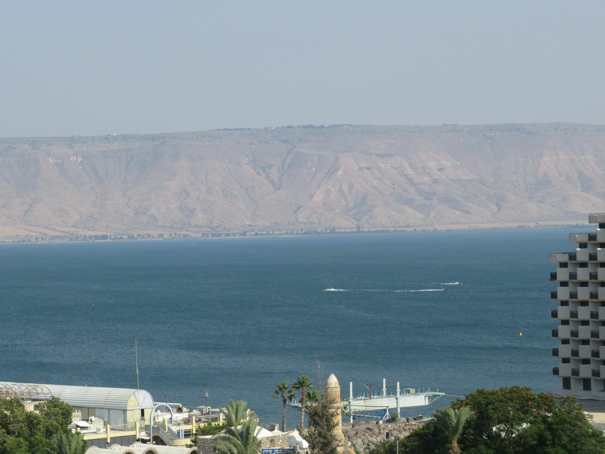 Agas Holiday Apartments Family Tiberias Exterior photo